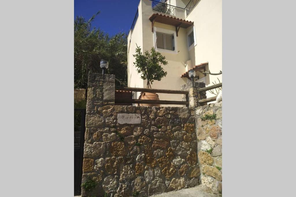 Nikolis Vacation House Vrisai ภายนอก รูปภาพ