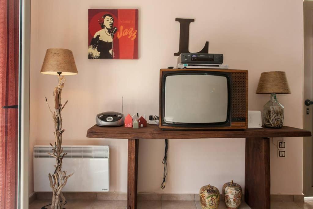 Nikolis Vacation House Vrisai ภายนอก รูปภาพ