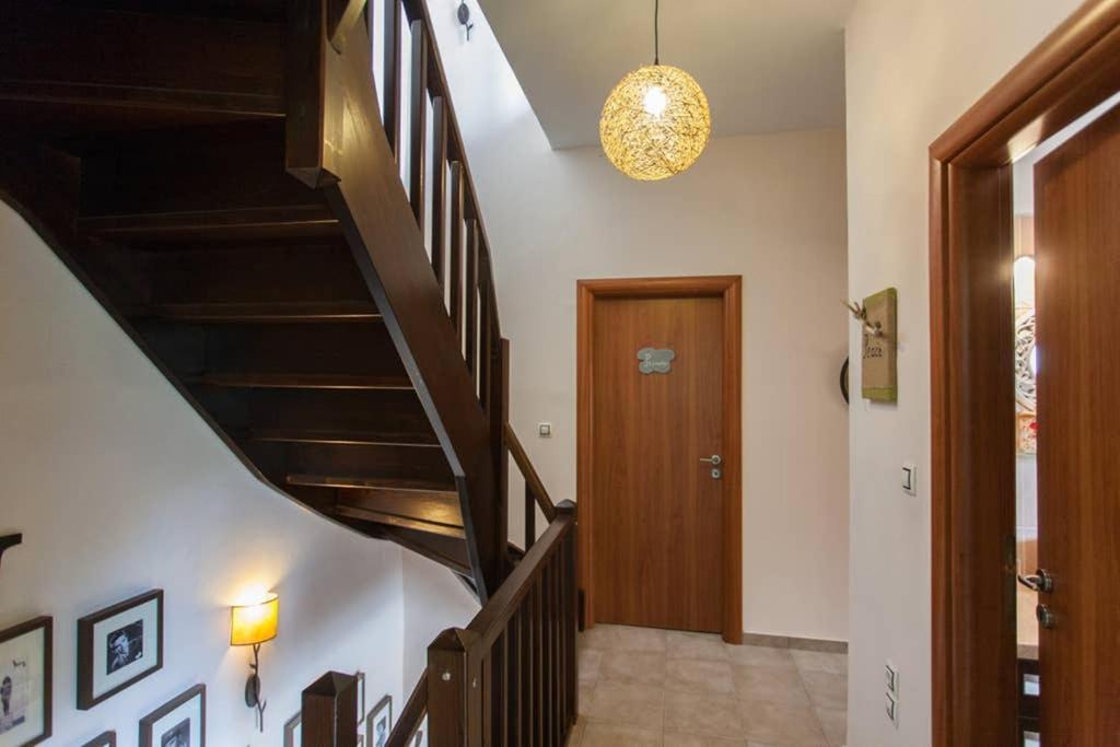 Nikolis Vacation House Vrisai ภายนอก รูปภาพ